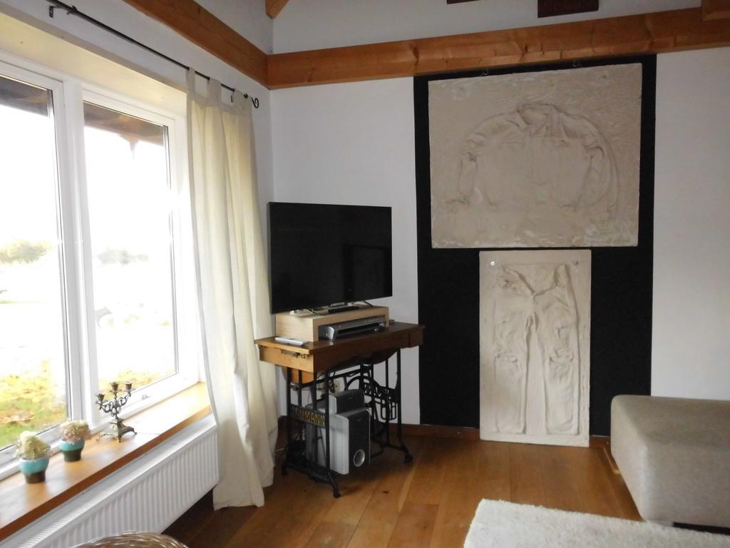 Rotes Haus Βίλα Brook Εξωτερικό φωτογραφία
